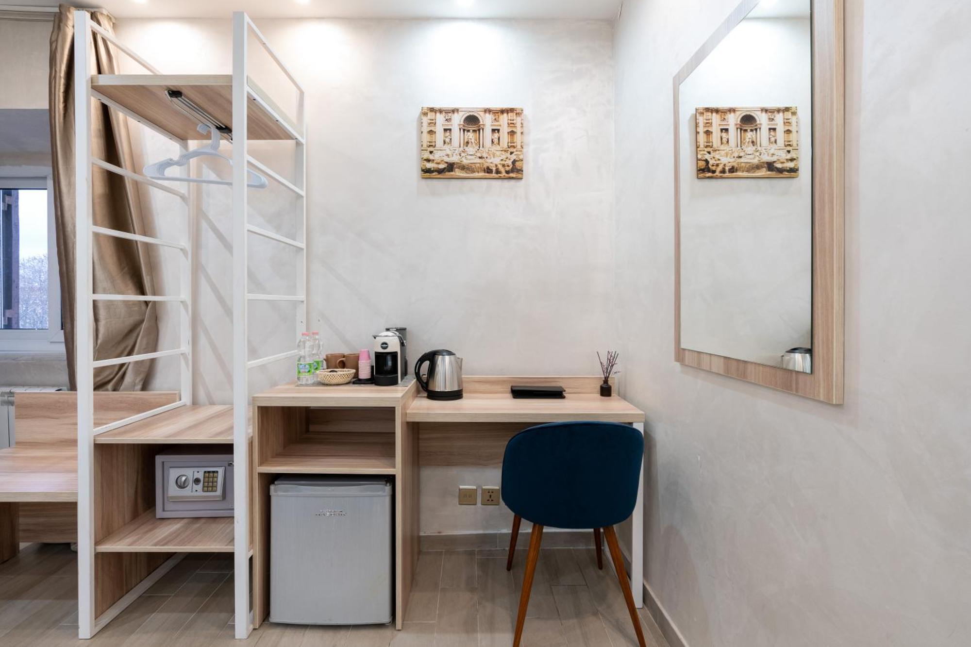 Leone D'Oro Guesthouse - Close To Piazza Vittorio Rome Extérieur photo