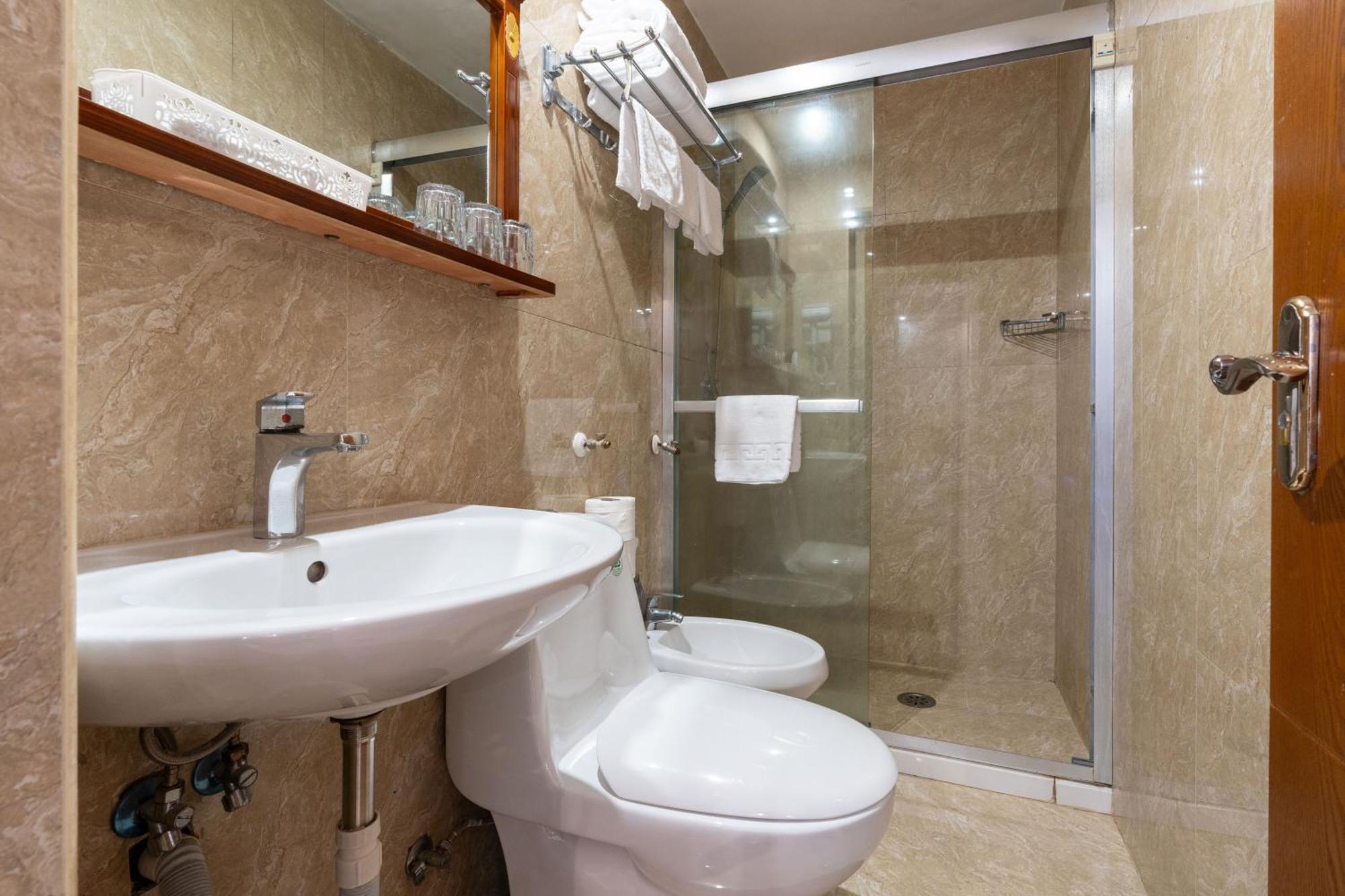 Leone D'Oro Guesthouse - Close To Piazza Vittorio Rome Extérieur photo